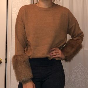 fur sleeve brown sweater size small